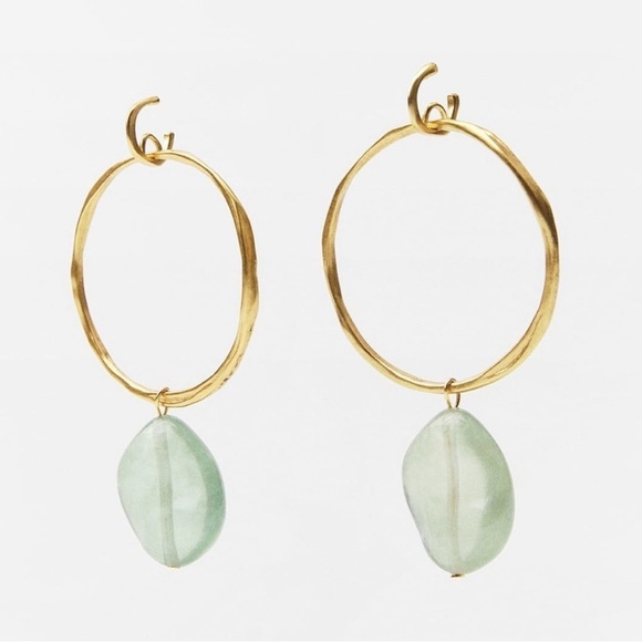 NWT Zara Oversized Resin Hoop Earrings ✨🔥🔥💖💖 - Picture 2 of 8